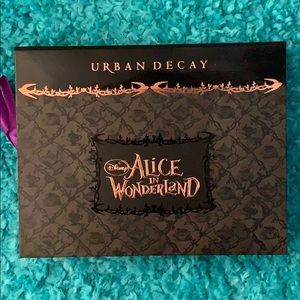 Urban Decay's Alice in Wonderland Book of Shadows